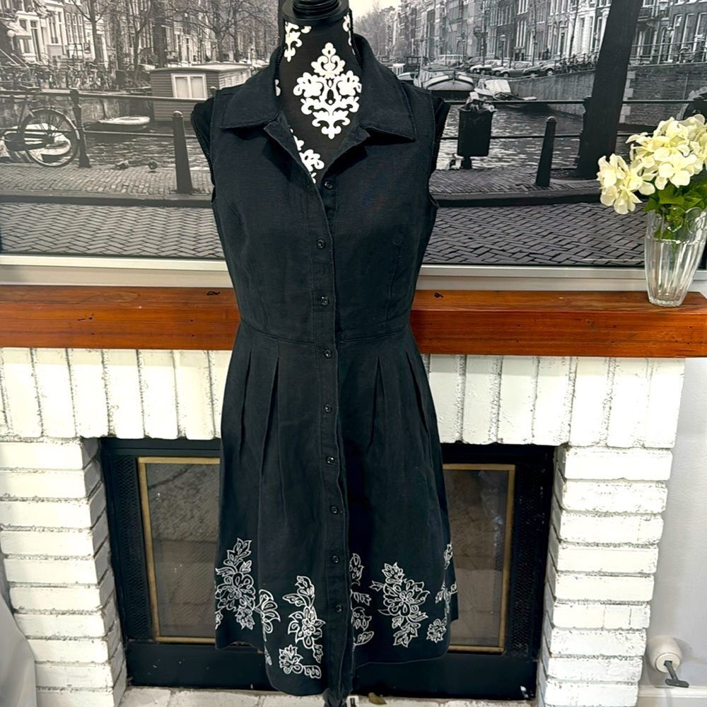 Oscar De La Renta Women Dress Black White Midi Size 8 Sleeveless Embroidered